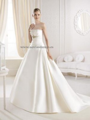 Grupo Pronovias Nº145