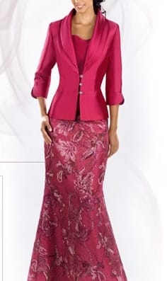 Nº18  PVP  499€ Traje Fusia  3 Piezas