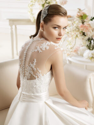 Grupo Pronovias Nº 222